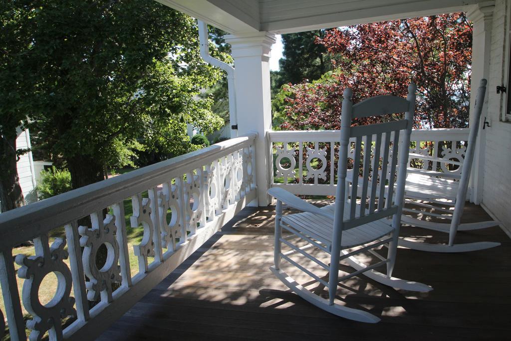 Wades Point Inn On The Bay McDaniel Buitenkant foto