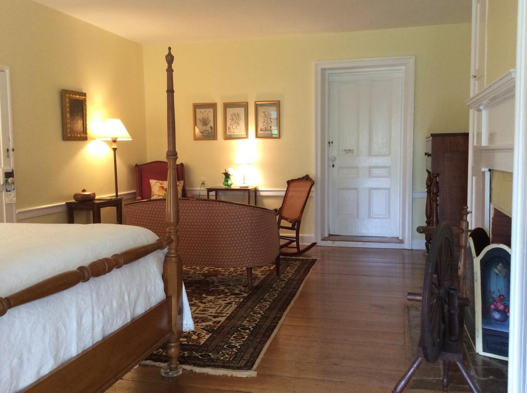 Wades Point Inn On The Bay McDaniel Buitenkant foto